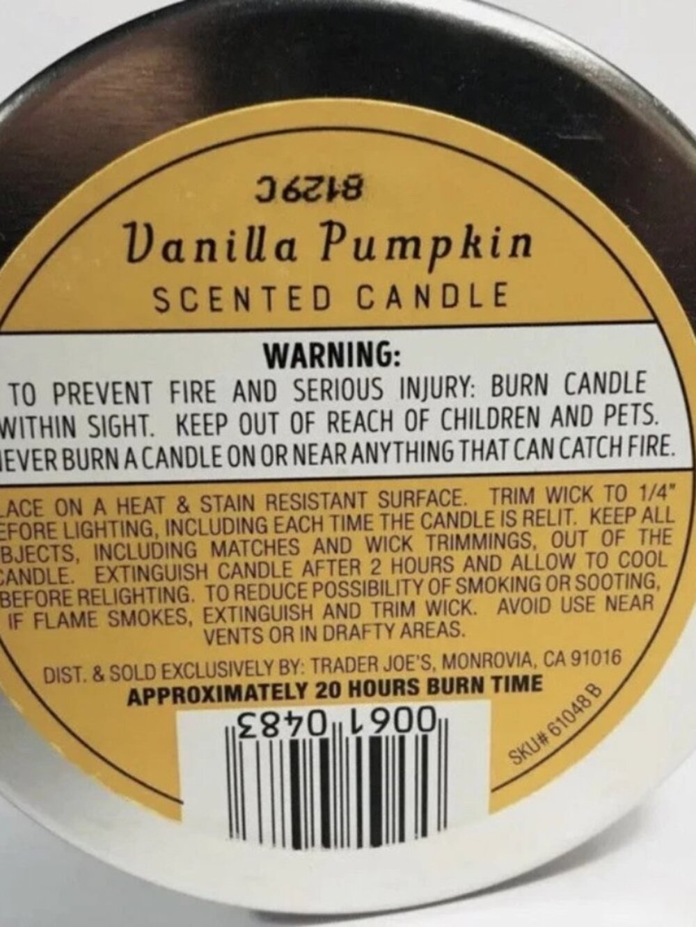 Set of 2 Trader Joe's Vanilla Pumpkin Scented Candles Seasonal NEW - Picture 2 of 4